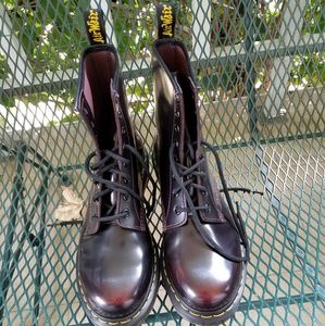 Doc Martens burgandy